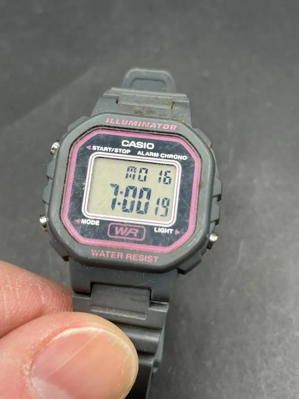 Casio Women's Quartz Digital Gray Resin Band 30mm Watch LA-20WH-8A Works